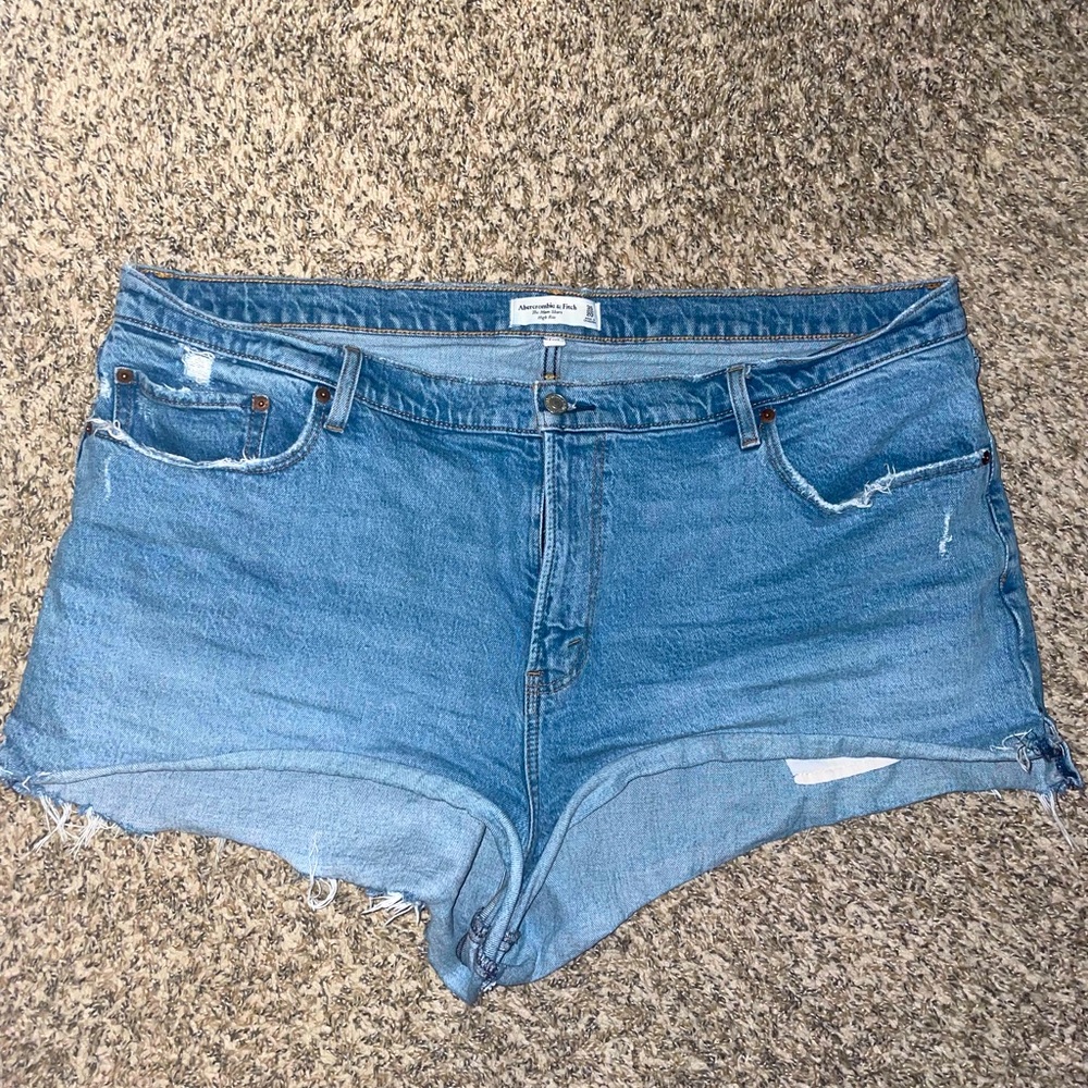 Like new Abercrombie & Fitch Mom Shorts